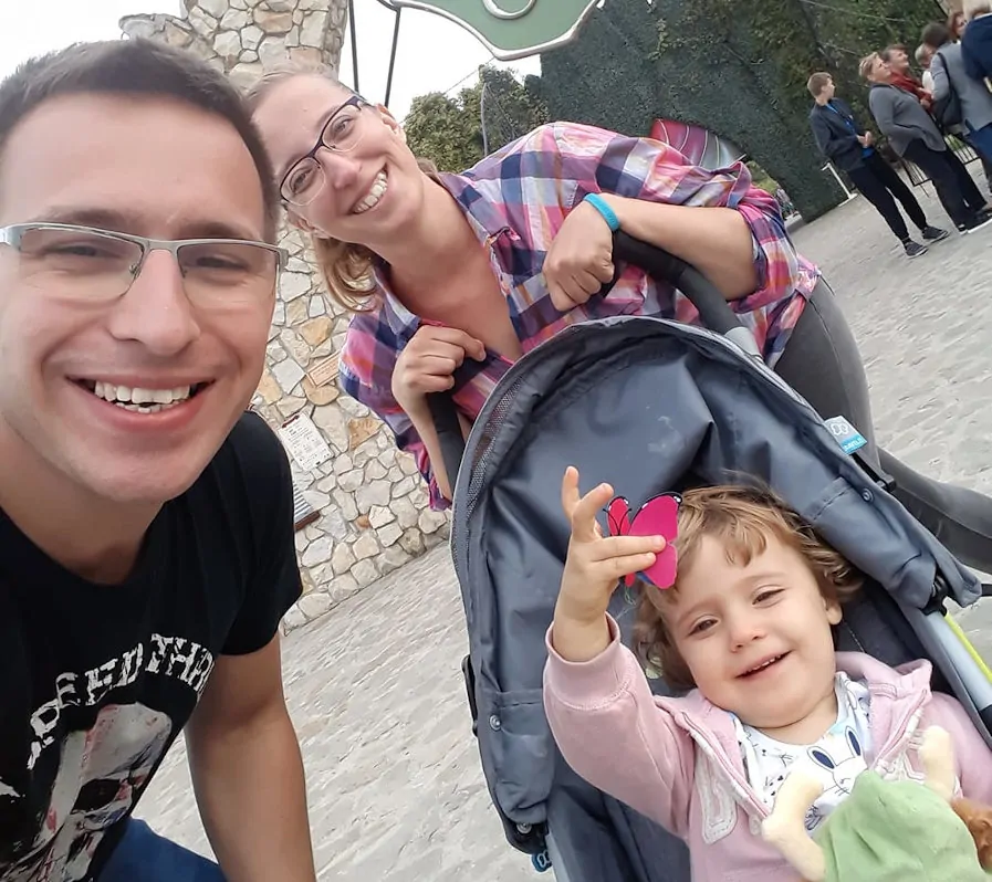 żywy dawca nerki Karolina Kaźmierska dostała nerkę od męża Bartosza są szczęśliwymi rodzicami